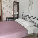 Hotel Trifylia *