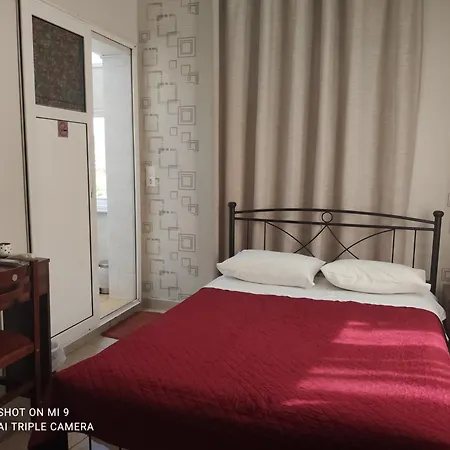 Trifylia ホテル *